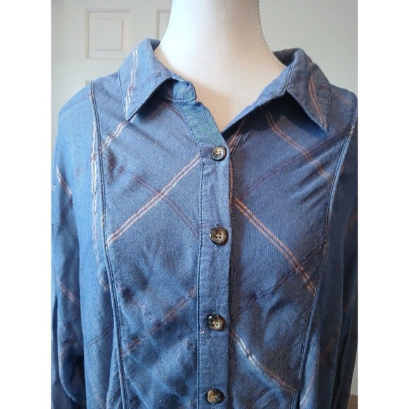 Women’s Democracy blue plaid button down tie front blouse size 2X - Picture 6 of 14